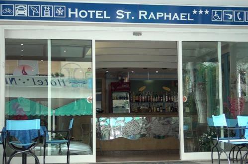 Hotel St. Raphael Rivazzurra Di Rimini Ngoại thất bức ảnh